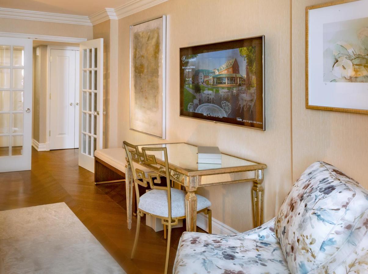Chateau Vaudreuil Dış mekan fotoğraf A suite at the Waldorf Astoria Chicago