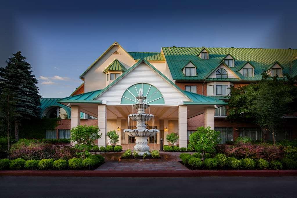 Chateau Vaudreuil Dış mekan fotoğraf The Hotel at Sun Peaks